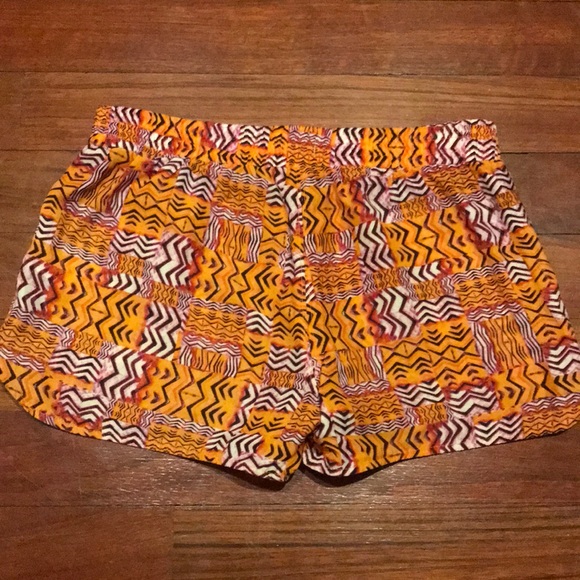 ✨EUC! ECOTE Tribal Print Shorts w/ Pockets - Picture 3 of 4